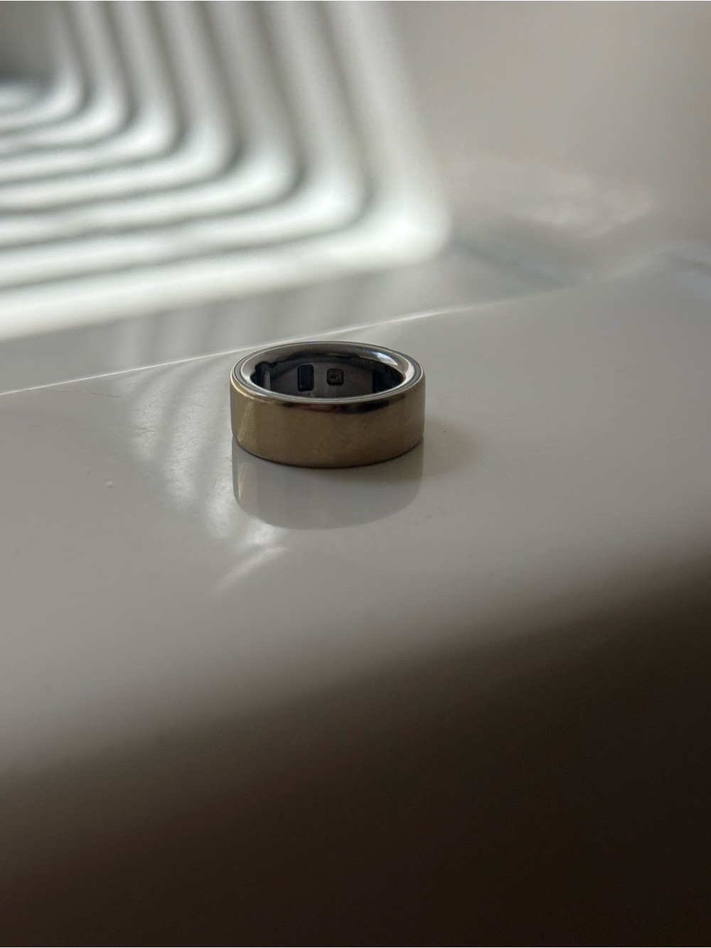 Oura Ring 4 Gold  - For Parts/Repair READ DESCRIPTION
